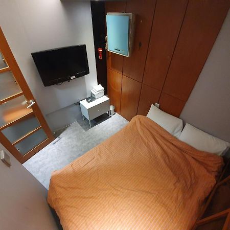 Dalgona Guesthouse Seoul Bagian luar foto