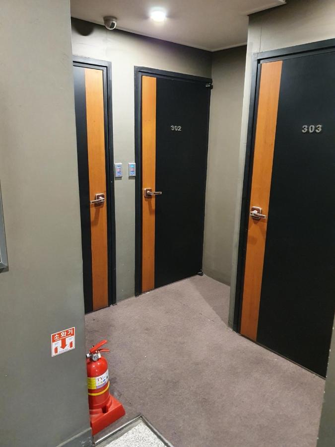 Dalgona Guesthouse Seoul Bagian luar foto